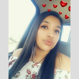 Meet your Posher, Marlen